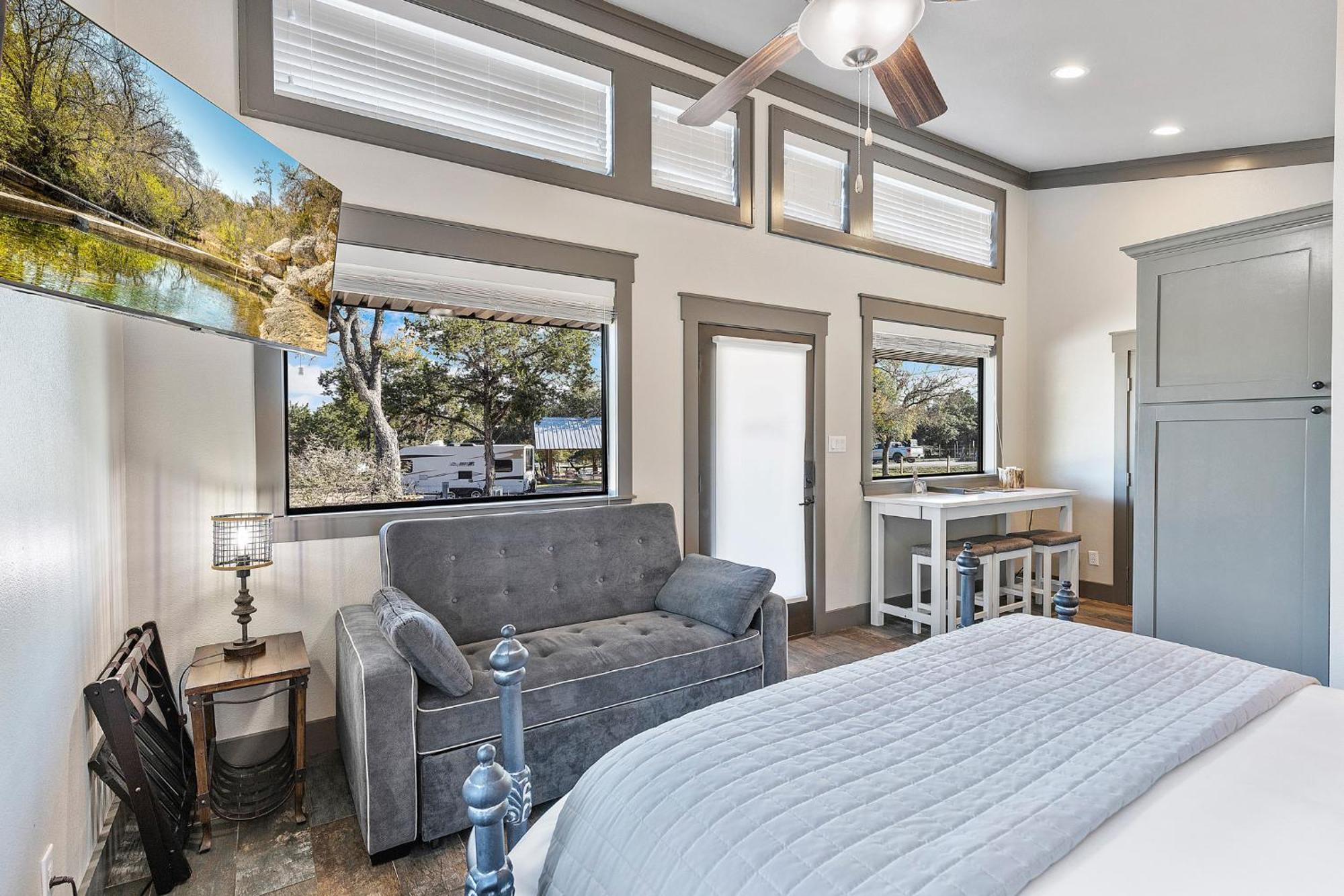 7A Ranch Hotel Wimberley Bagian luar foto