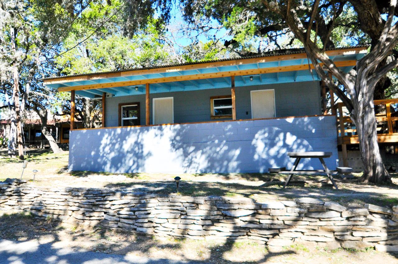 7A Ranch Hotel Wimberley Bagian luar foto